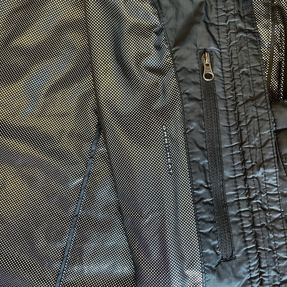 Columbia Women's Omni Heat Insulated Vest - Picture 6 of 7